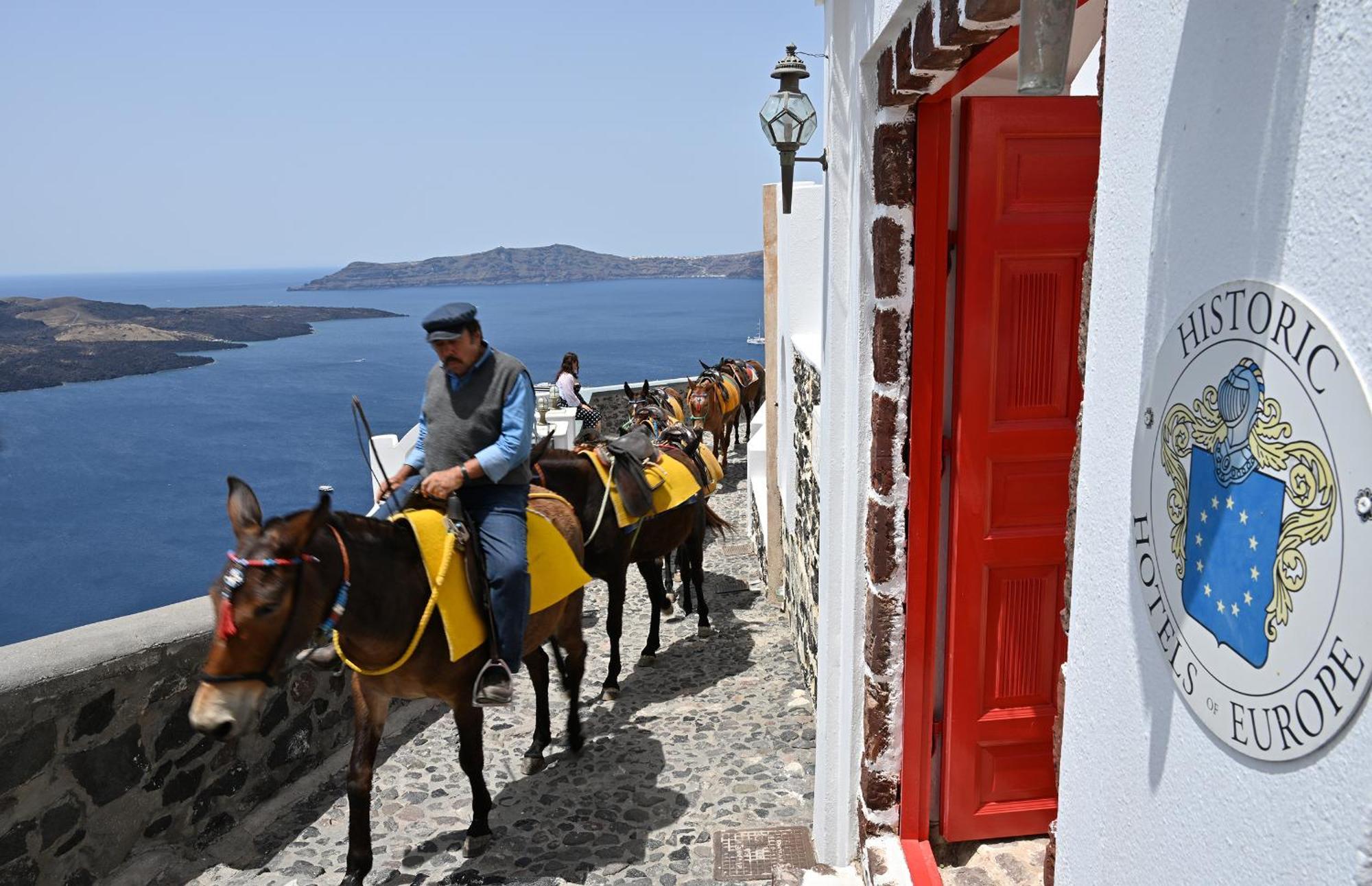 Hotel Aigialos Luxury Traditional Settlement Fira (Santorini)